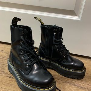 Dr. Martens Jadon